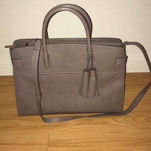 Cuyana Women’s leather shoulder handbag purple/grey color